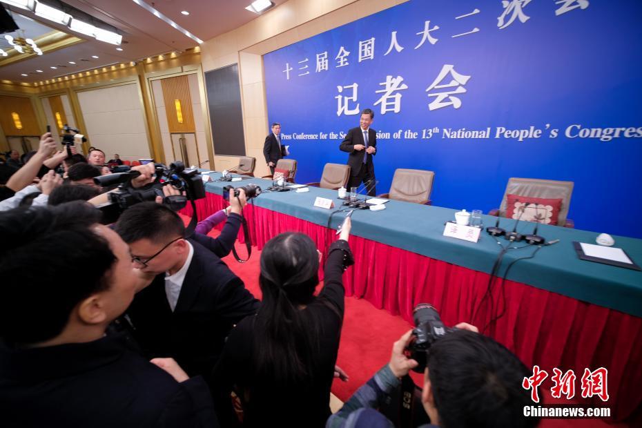 铁算盘，揭秘传统与现代的结合之美，铁算盘，传统与现代结合的绝美魅力揭秘
