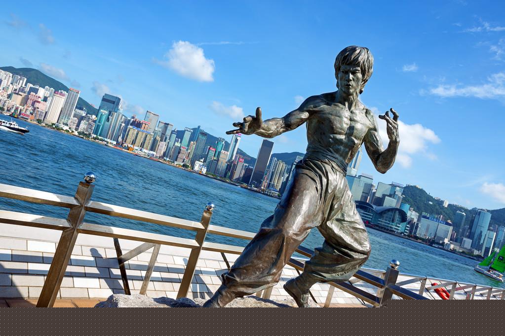 澳门黄大仙三期必出生肖，解析与预测，澳门黄大仙三期生肖预测与解析，揭秘必出生肖趋势