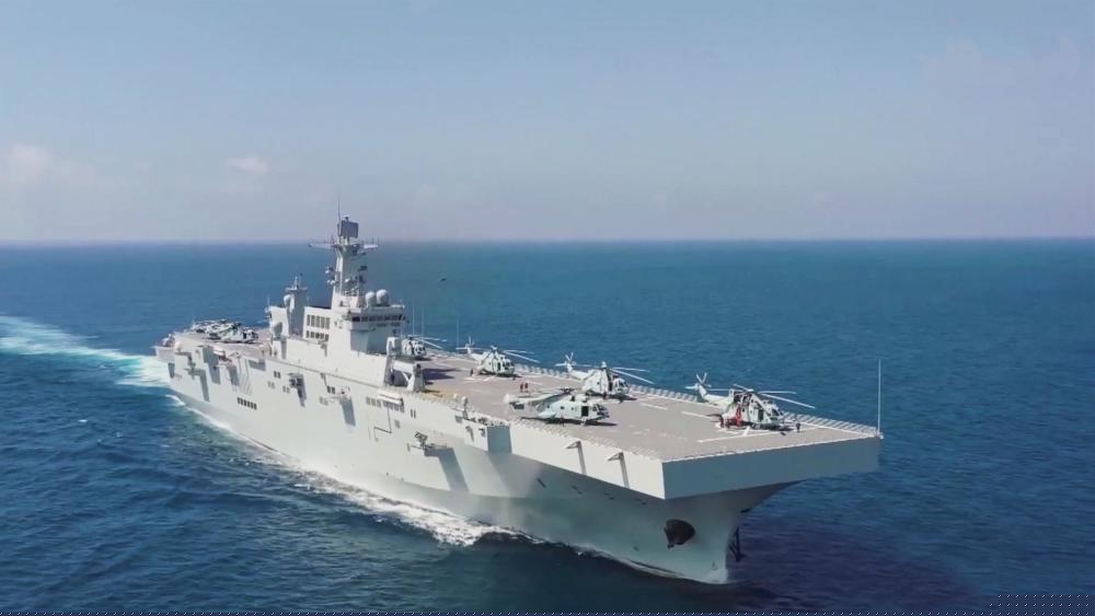 中国海军新一代利器，075型两栖攻击舰参数详解