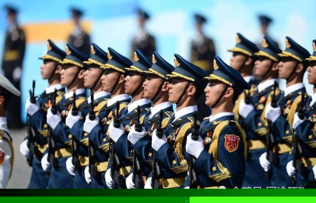 中国阅兵式的壮丽景象与深层意义，中国阅兵式的壮丽景象与深层内涵