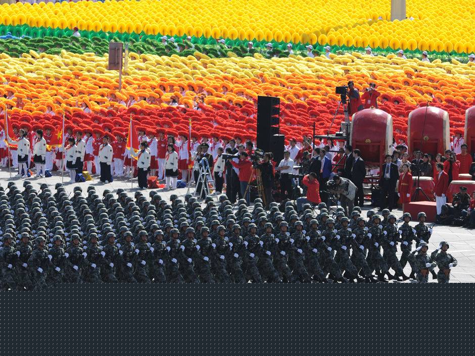 回顾历史，纪念辉煌——2009年国庆大阅兵，回顾历史，庆祝辉煌——纪念国庆大阅兵盛典回顾