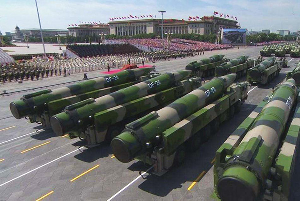 中国新武器装备，展现国防力量的崭新面貌，中国新武器装备展示国防力量的崭新风采