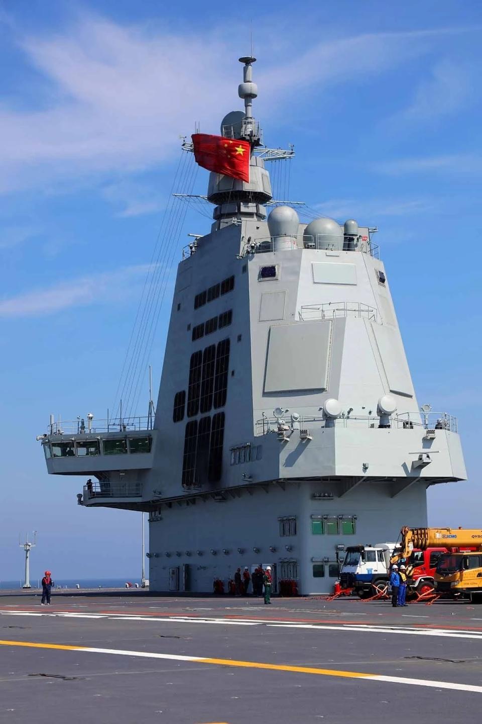 中国海军力量再添新篇章，中国海军004型航母最新消息深度解析，中国海军力量新篇章，深度解析004型航母最新动态